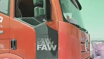 蒙昇60T奶倉(cāng)發(fā)往河北！